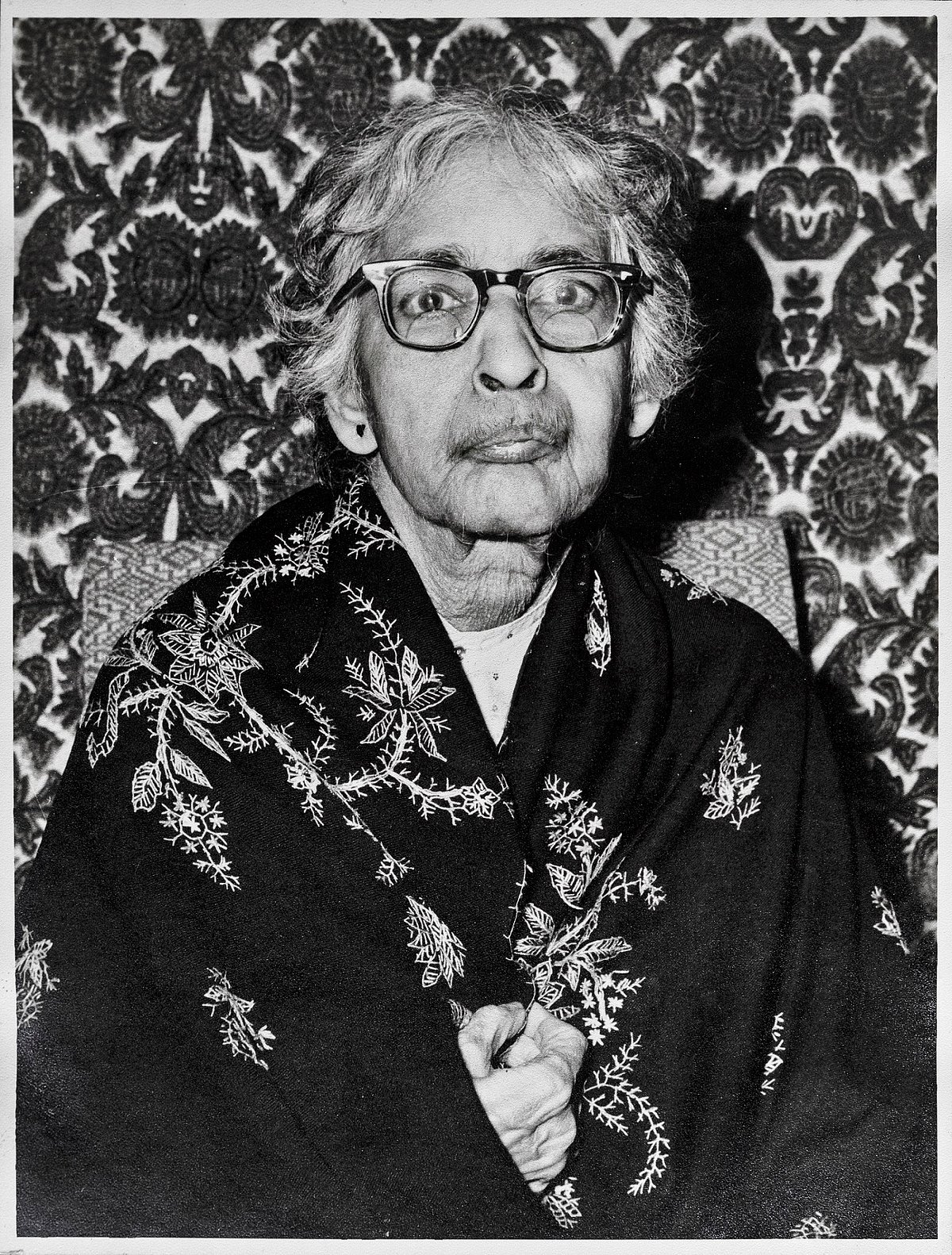 The Maharani_s transition from a queen to simply “Smt. Sethu Lakshmi Bayi”, a private citizen